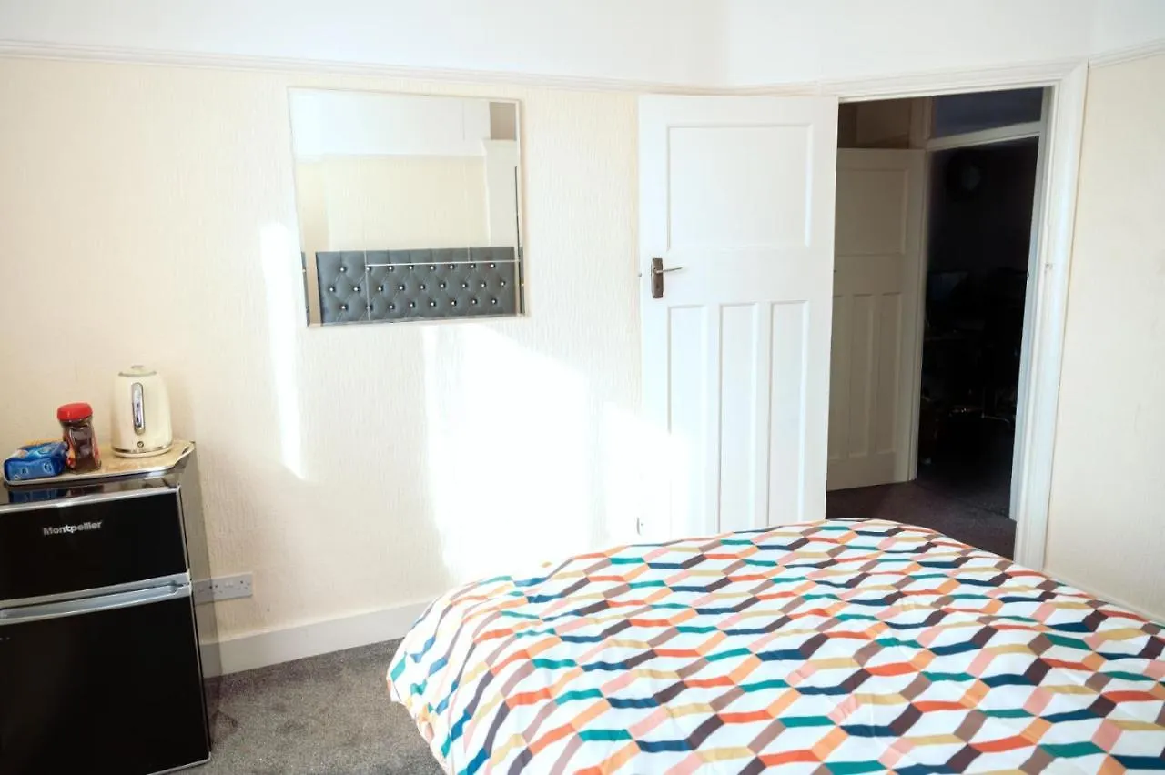 Exclusive 26 Room Ilford